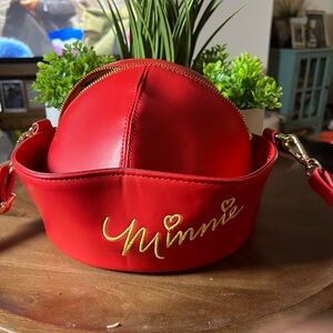 Loungefly Minnie Mouse Daisy Hat Crossbody Bag plastic/Vegan Leather